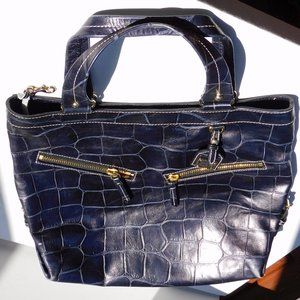 Large Leather Black Dooney and Burke Croco Embossed Hand Bag